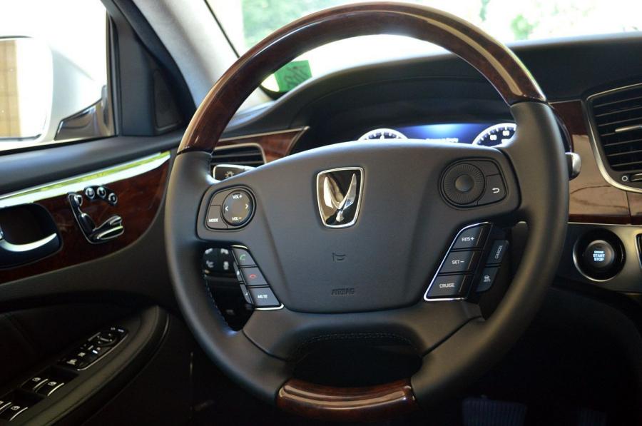  Hyundai Equus 2014 года  (фото 30 из 47)